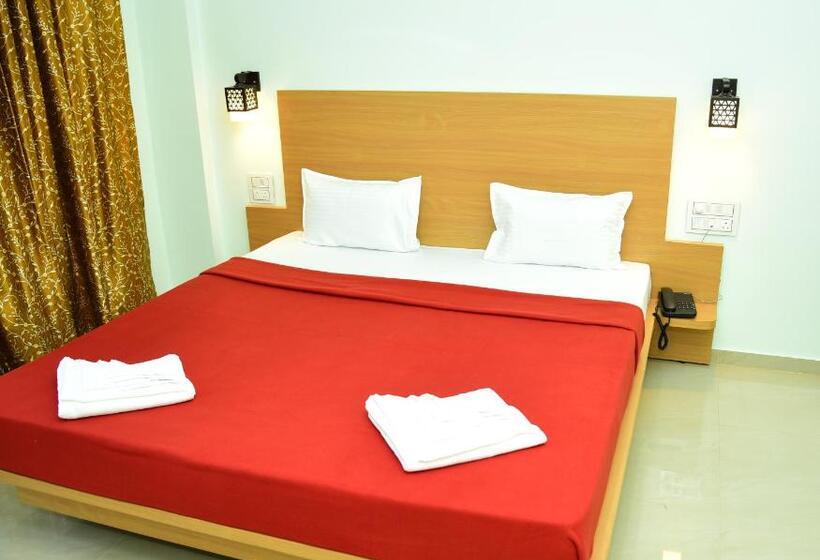 Hotel Shalini Palace