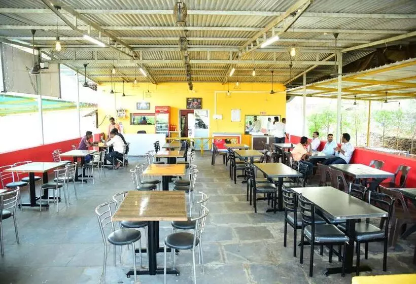 Hotelli Shalini Palace