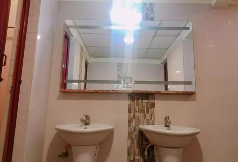 Hotelli Temple City Lake Inn Madurai Aala