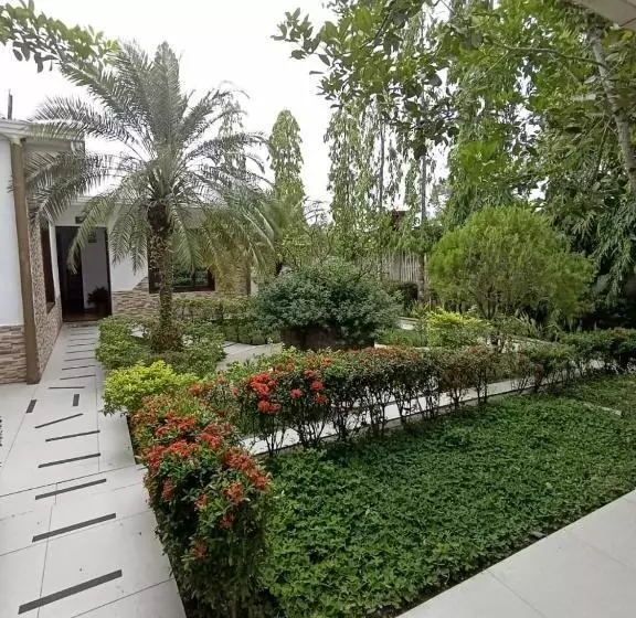 هتل Yorhanis