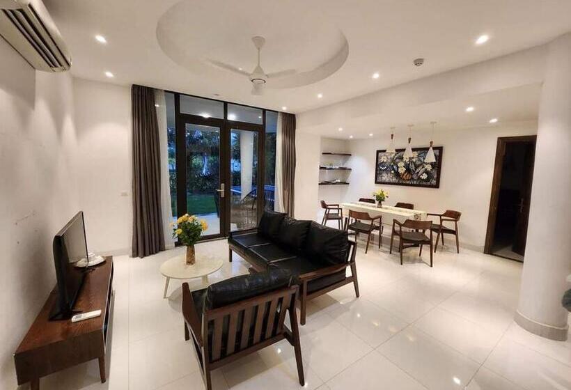 Ivory Villas & Resort Hòa Bình