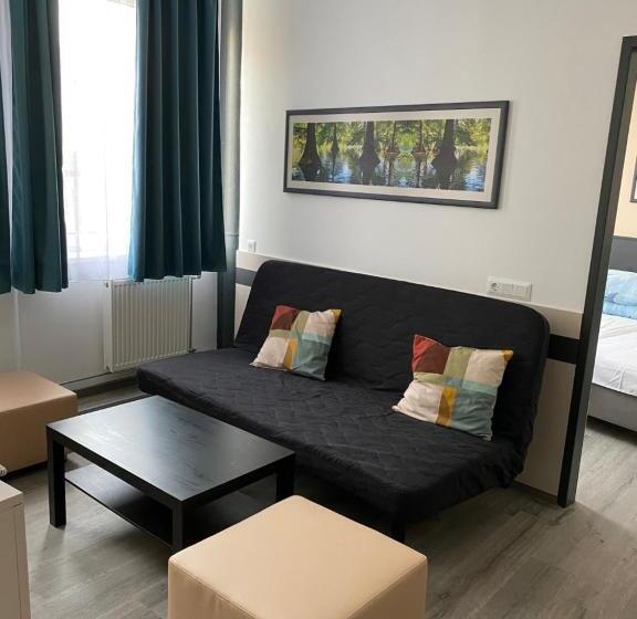 فندق على الطريق Sportok Háza Békéscsaba