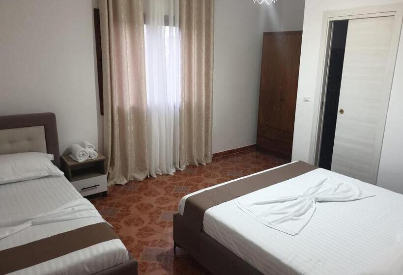Pensjonat Centre Vlore Guest House