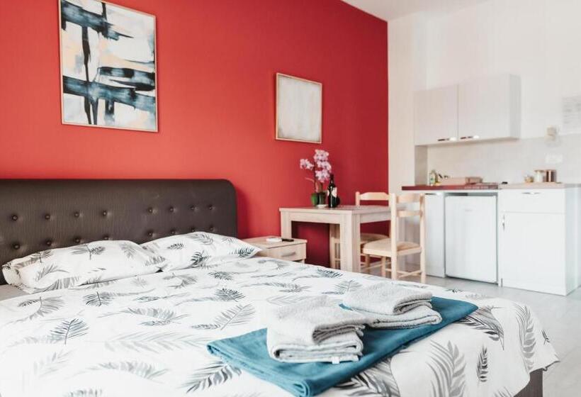 پانسیون Guesthouse Lole