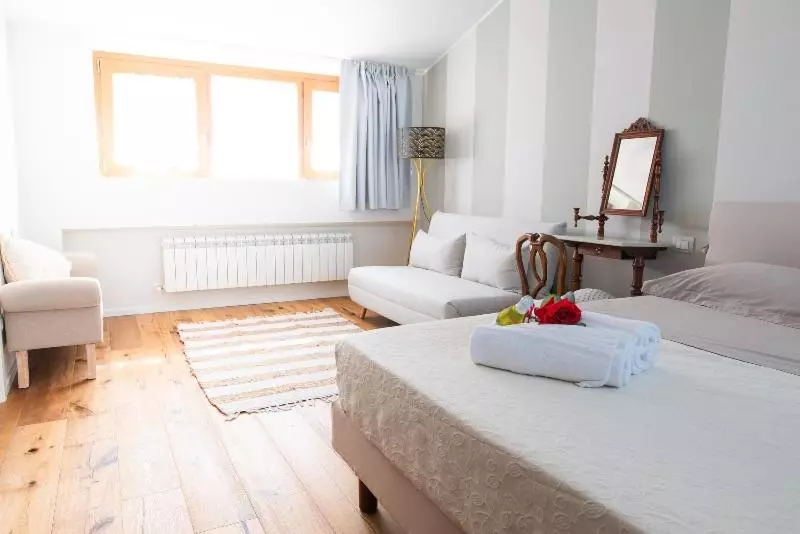 Majatalo Il Pino   Montefiascone