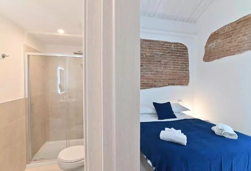 پانسیون Izzhome City Heart Rooms