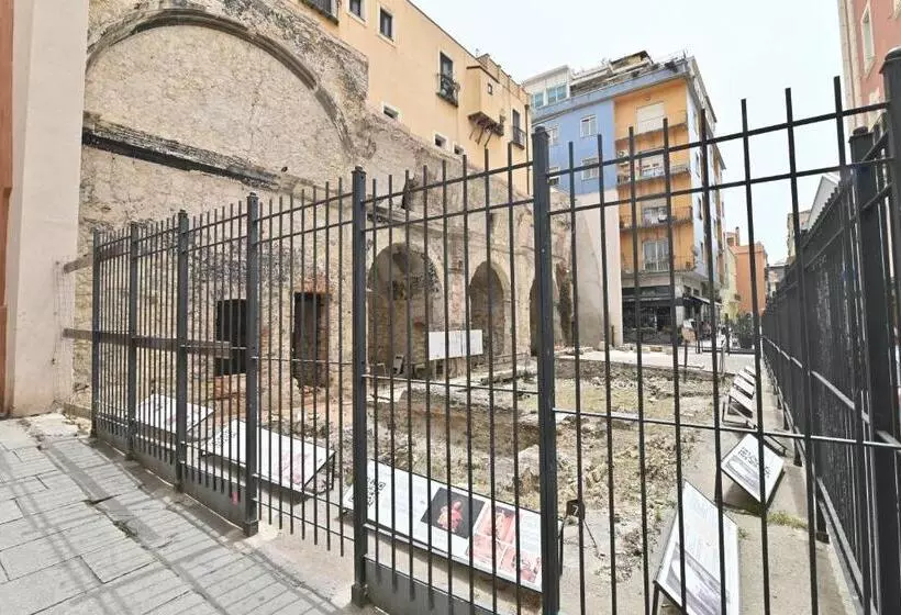 پانسیون Izzhome City Heart Rooms