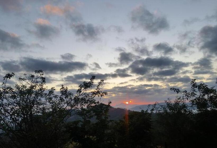 膳宿费 Jackal Buzzard Mountain Guesthouse