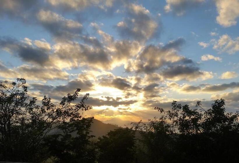 膳宿费 Jackal Buzzard Mountain Guesthouse