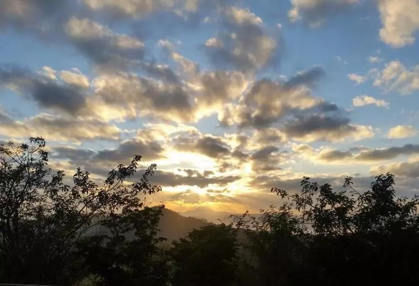 Majatalo Jackal Buzzard Mountain Guesthouse