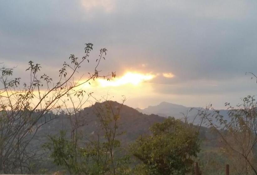 膳宿费 Jackal Buzzard Mountain Guesthouse