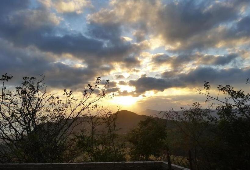 膳宿费 Jackal Buzzard Mountain Guesthouse