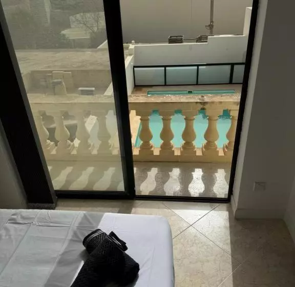پانسیون Maison D Amour Farmhouse