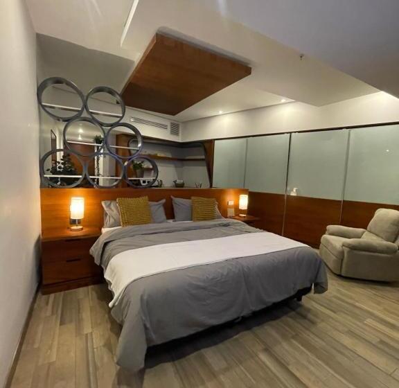 Suite 504 Hotel Sonata