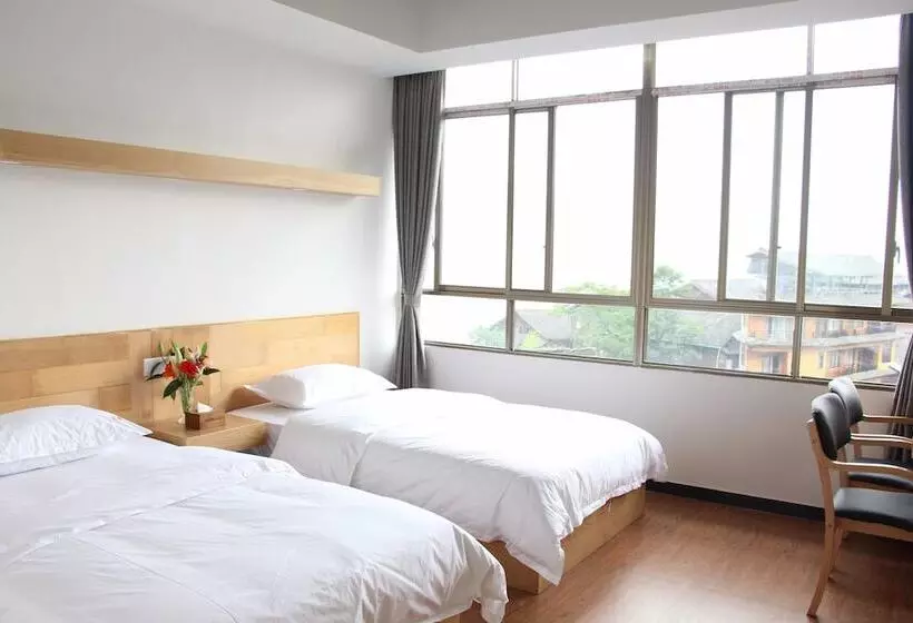 ユースホステル Travelling With Hotel Long Ji Ping An