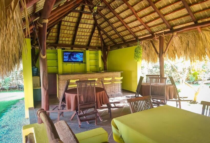 تختخواب و صبحانه Villa La Plantacion