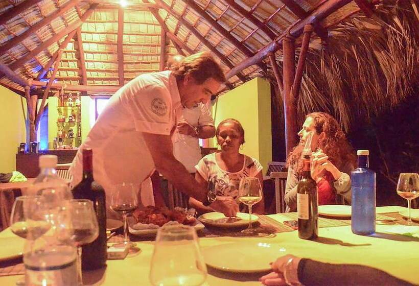 تختخواب و صبحانه Villa La Plantacion