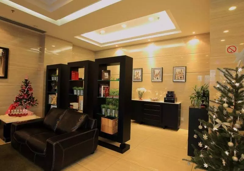 Hotelli Greentree Inn Jiangsu Nantong Qidong Middle Heping Road Business
