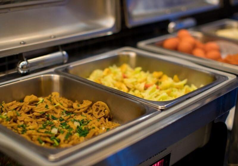 Отель Greentree Inn Jiangsu Nantong Qidong Middle Heping Road Business