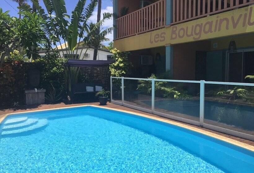 هتل Hôtel Les Bougainvilliers
