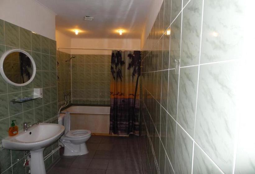 Hotel Na Admirala Makarova