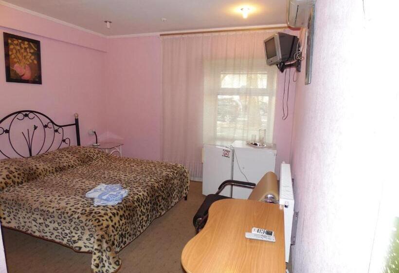 Hotel Na Admirala Makarova