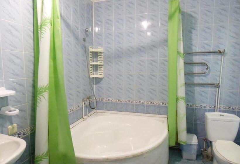 Hotel Na Admirala Makarova