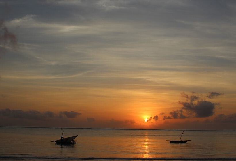 호텔 Zawadi Beach Villas