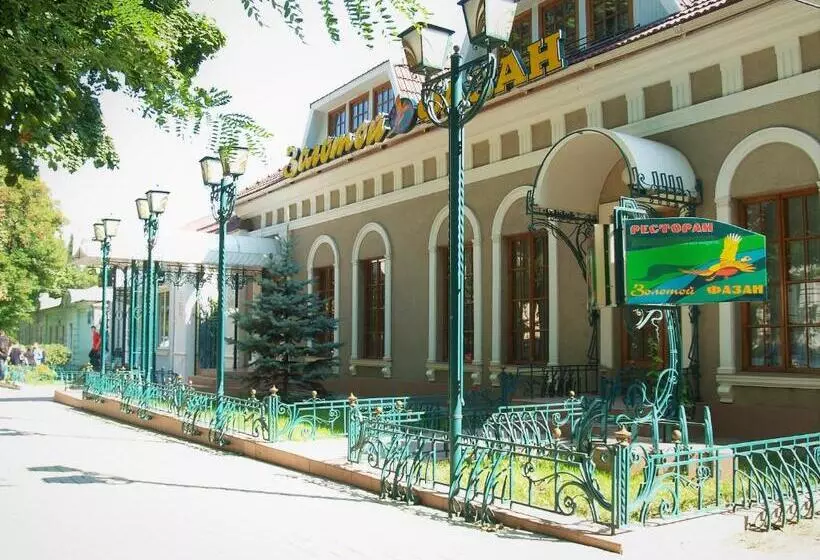 Hotelli Zolotoy Fazan