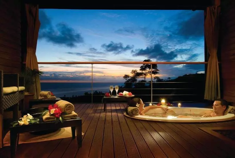 Outrigger Fiji Beach Resort