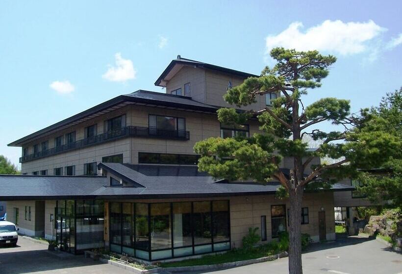 旅館 蔵王温泉 岩清水料理の宿 季の里