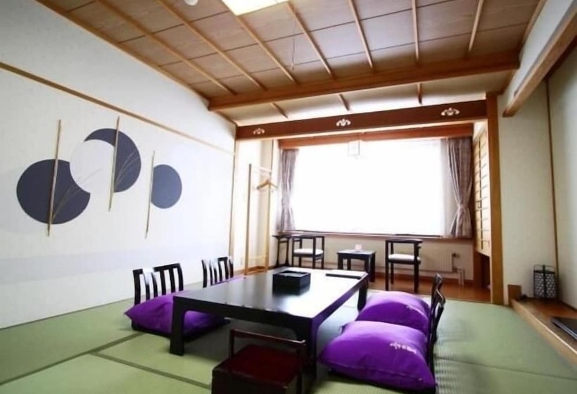 旅館 蔵王温泉 岩清水料理の宿 季の里