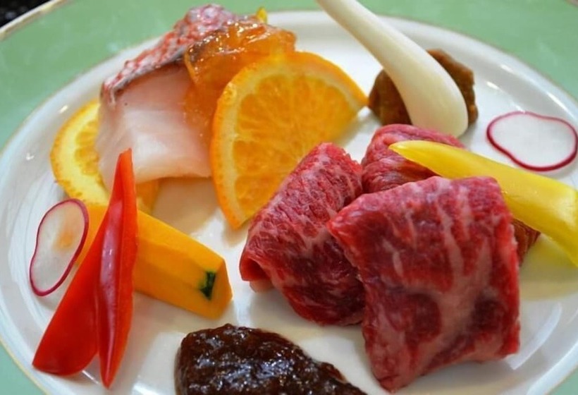 旅館 蔵王温泉 岩清水料理の宿 季の里