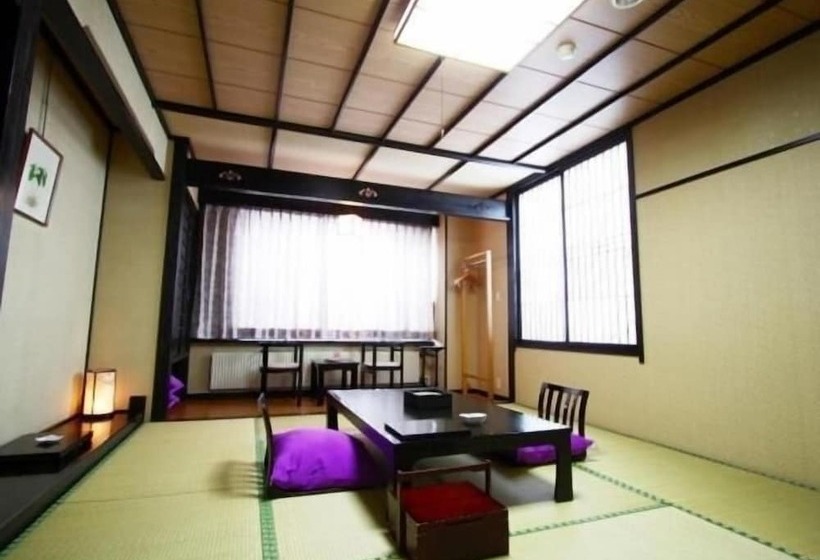 旅館 蔵王温泉 岩清水料理の宿 季の里