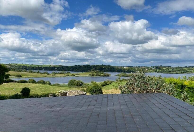 צימר Darkley Lodge   Lakeview Spa