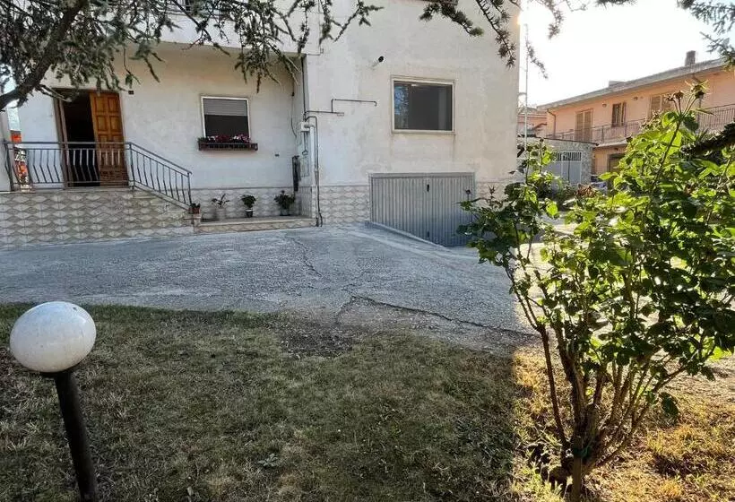 Aamiaismajoitus (B&B) Domus Teresae