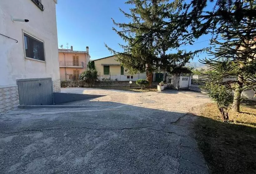 Aamiaismajoitus (B&B) Domus Teresae