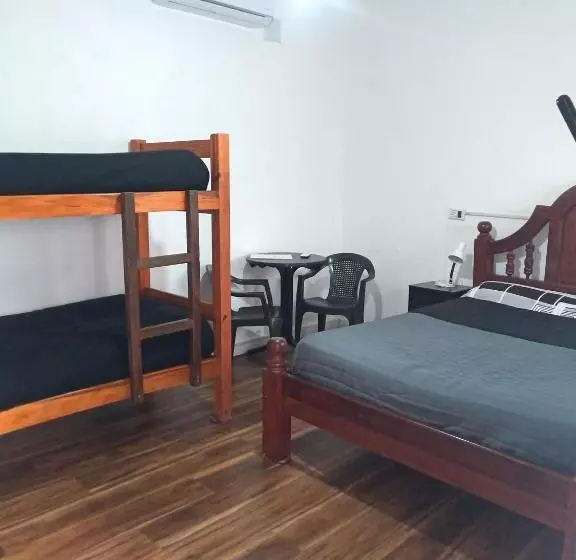 El Kincho Hostel Bike