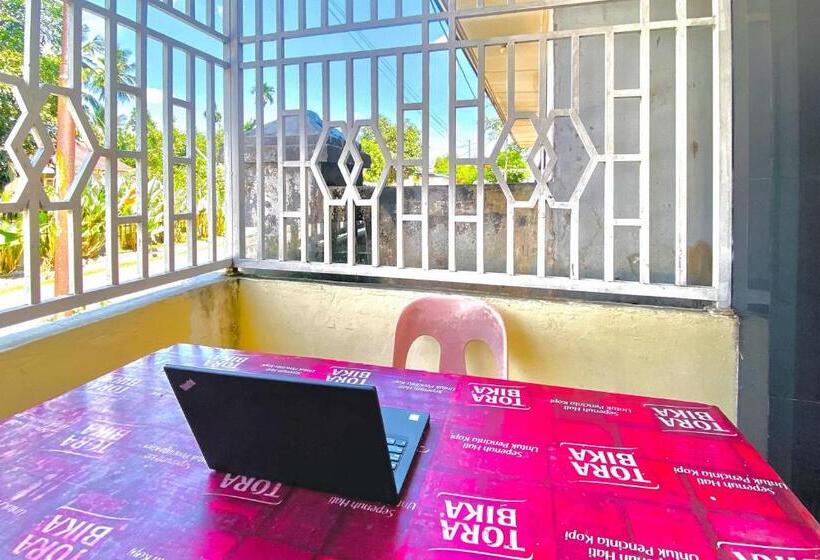 Szálloda Amira House Kisaran Redpartner