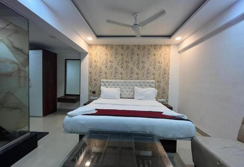 ホテル Arsh Executive Inn