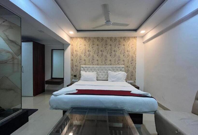 ホテル Arsh Executive Inn