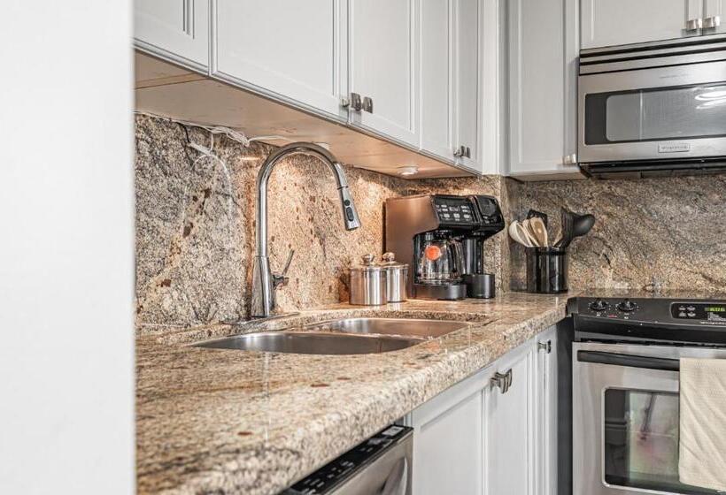 호텔 Luxuriours 2br 2wr Apartment