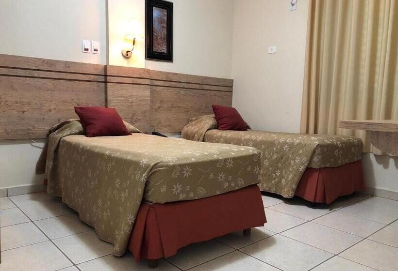 هتل Internacional