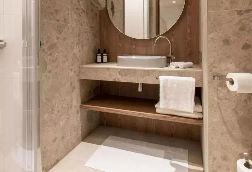 Hotelli Mövenpick Brussels Airport