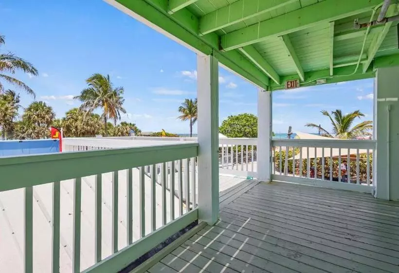 Hotelli Oceanfront Inn, Partial Ocean View, King Bed, #7