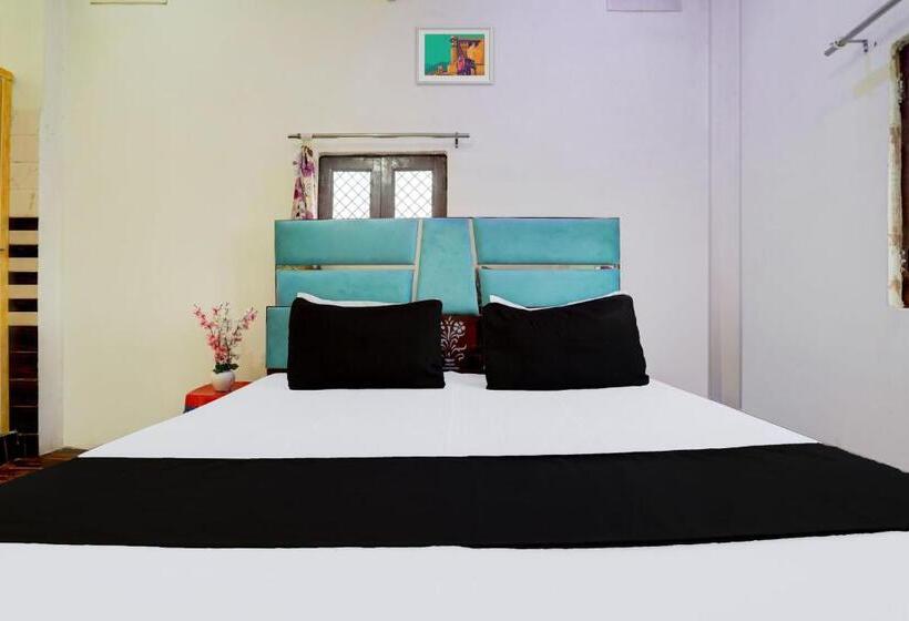 בית מלון כפרי Oyo Akbarpur Inn