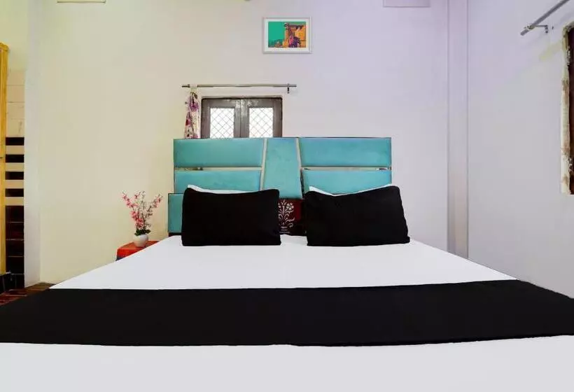 ホテル Oyo Akbarpur Inn