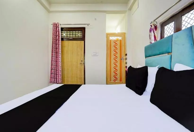 ホテル Oyo Akbarpur Inn