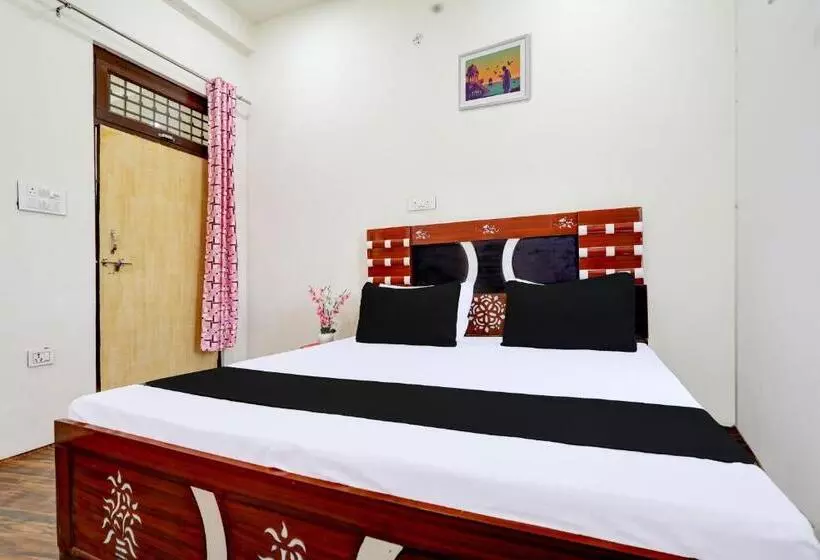 ホテル Oyo Akbarpur Inn