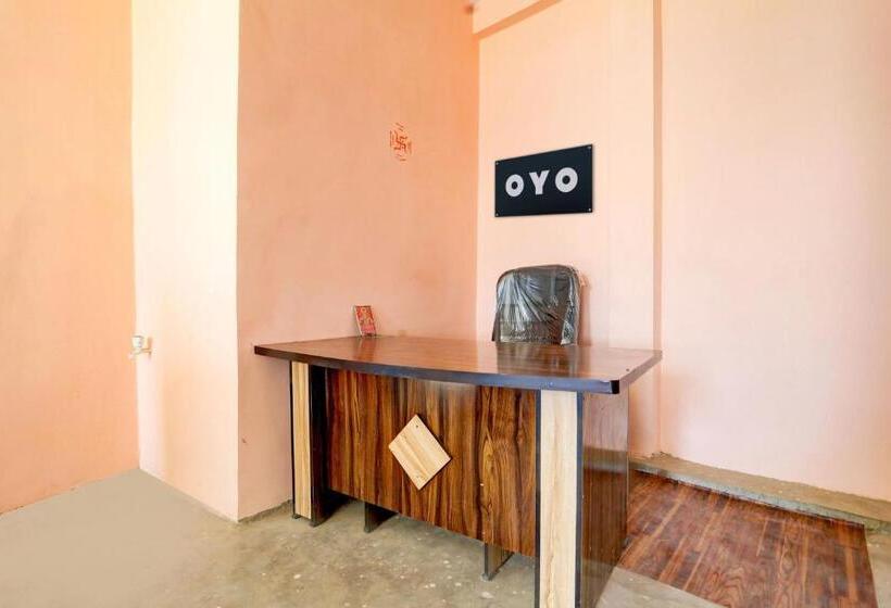 בית מלון כפרי Oyo Akbarpur Inn